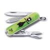 Нож перочинный Victorinox Classic "Heads Up!" 0.6223.L1304 58мм 7 функций дизайн "Поберегись"